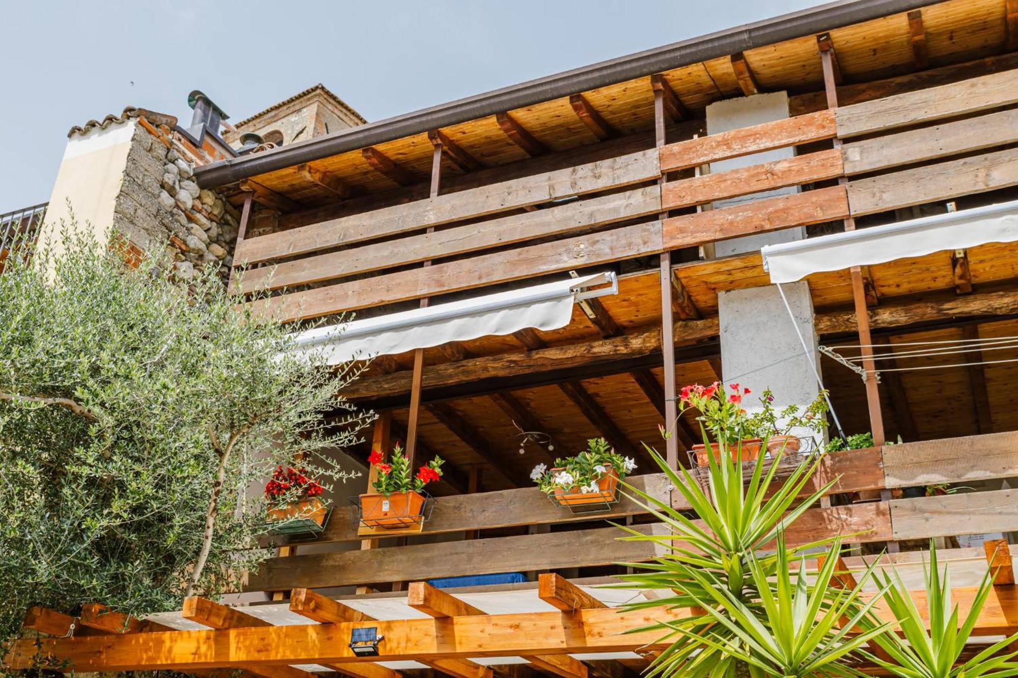 Cozy Castello Manerba del Garda Exterior foto